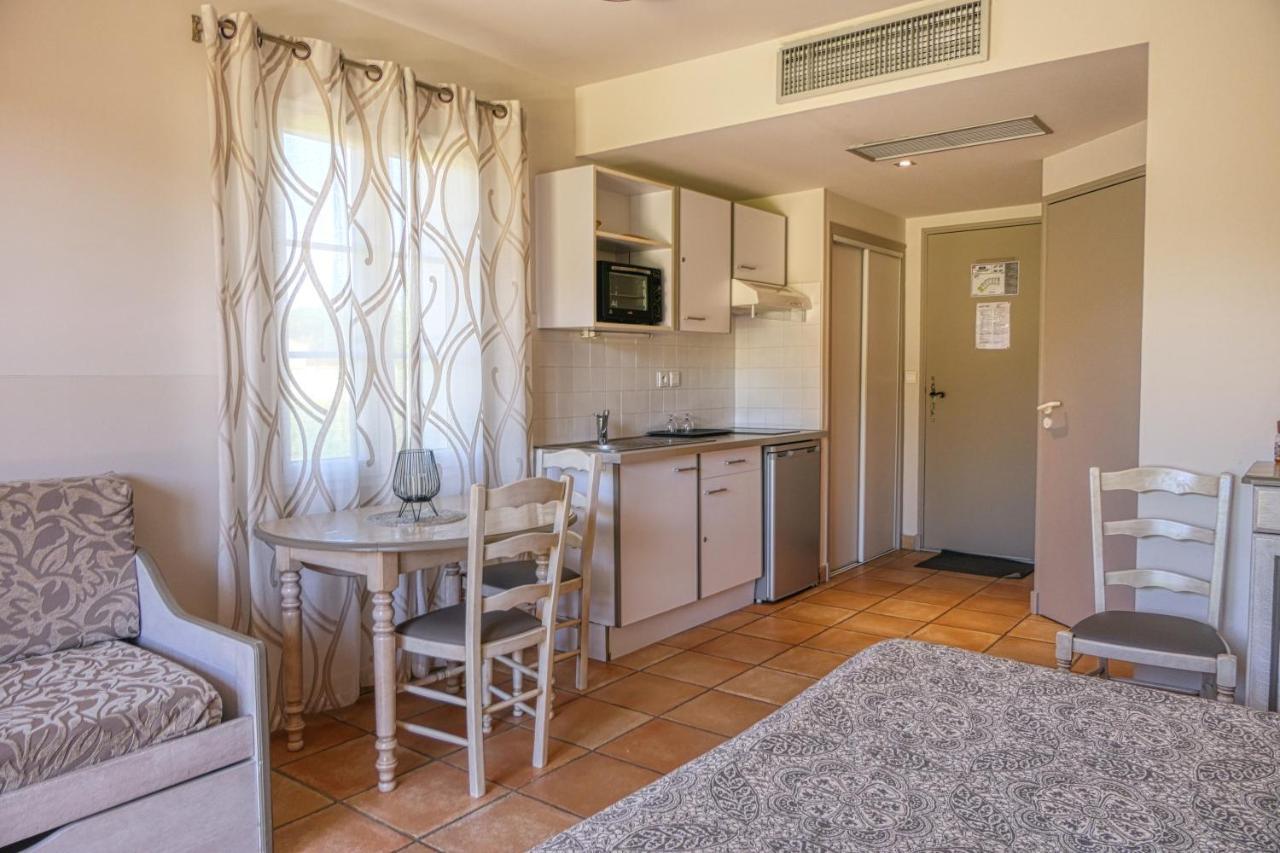 Les Residences De Metifiot Saint-Rémy-de-Provence Екстериор снимка