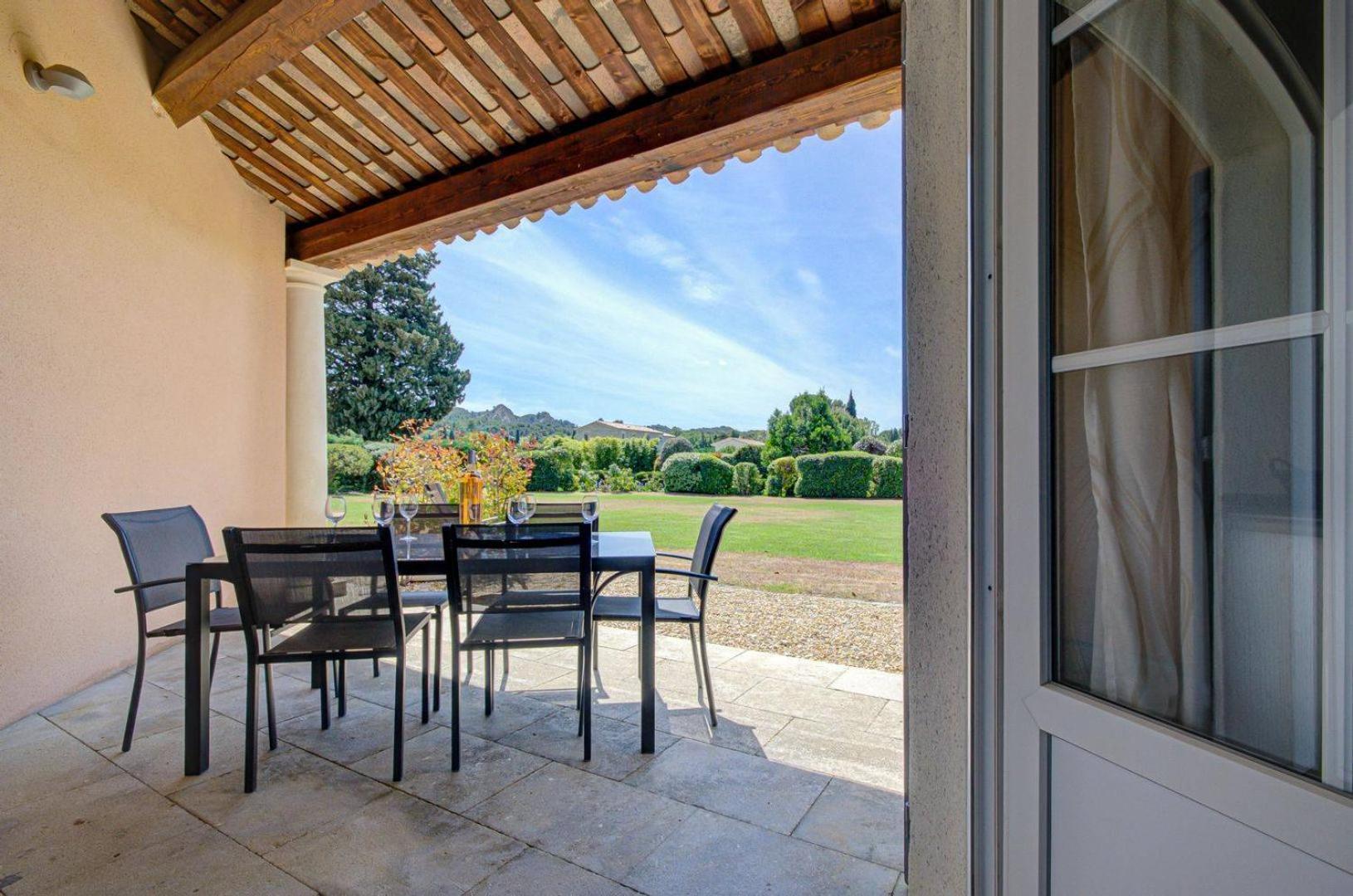 Les Residences De Metifiot Saint-Rémy-de-Provence Екстериор снимка