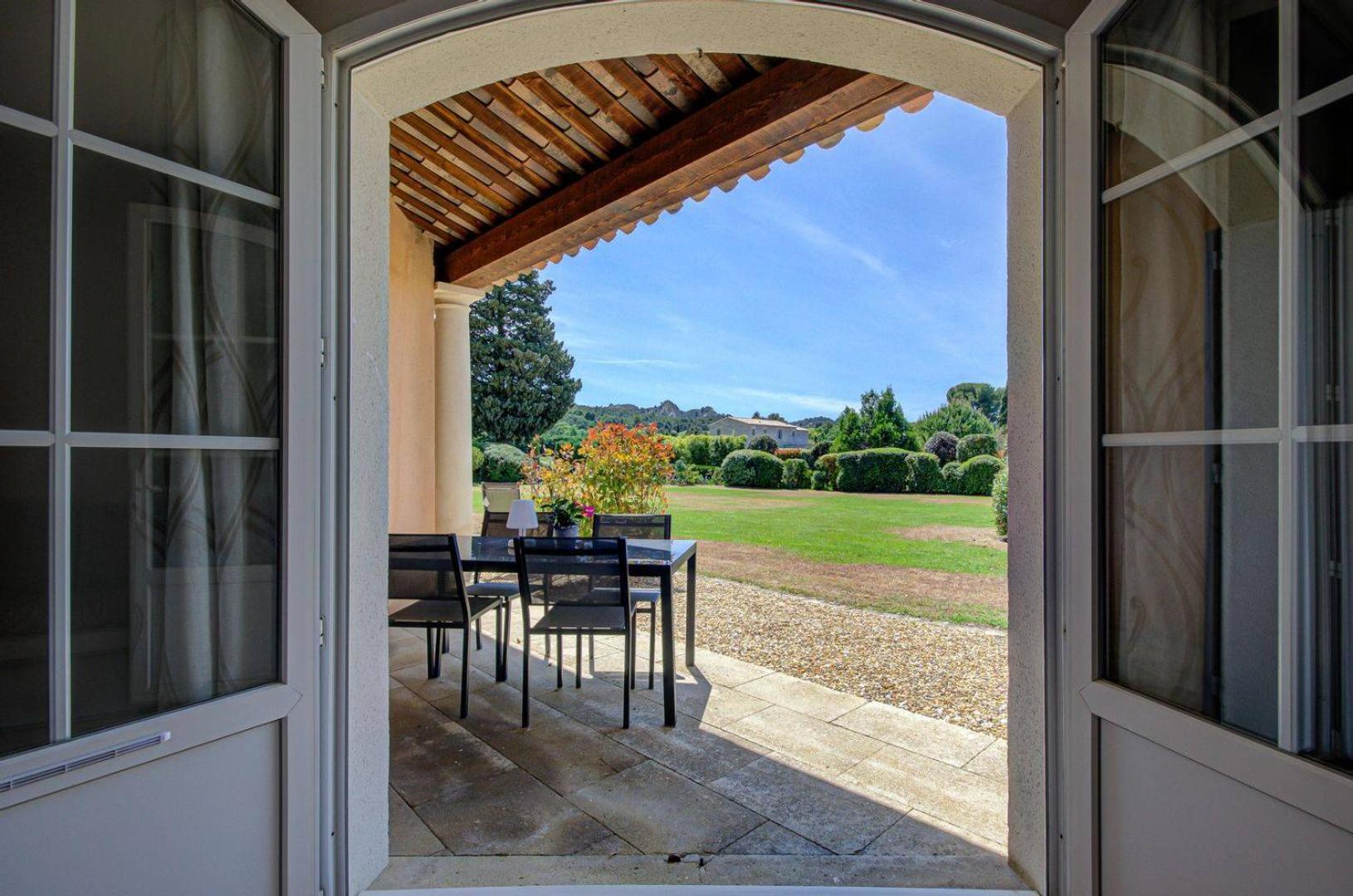 Les Residences De Metifiot Saint-Rémy-de-Provence Екстериор снимка