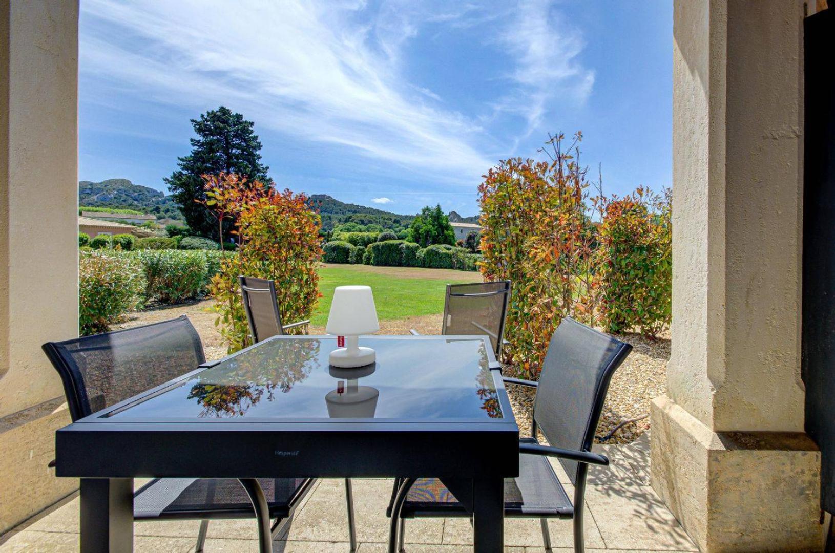 Les Residences De Metifiot Saint-Rémy-de-Provence Екстериор снимка