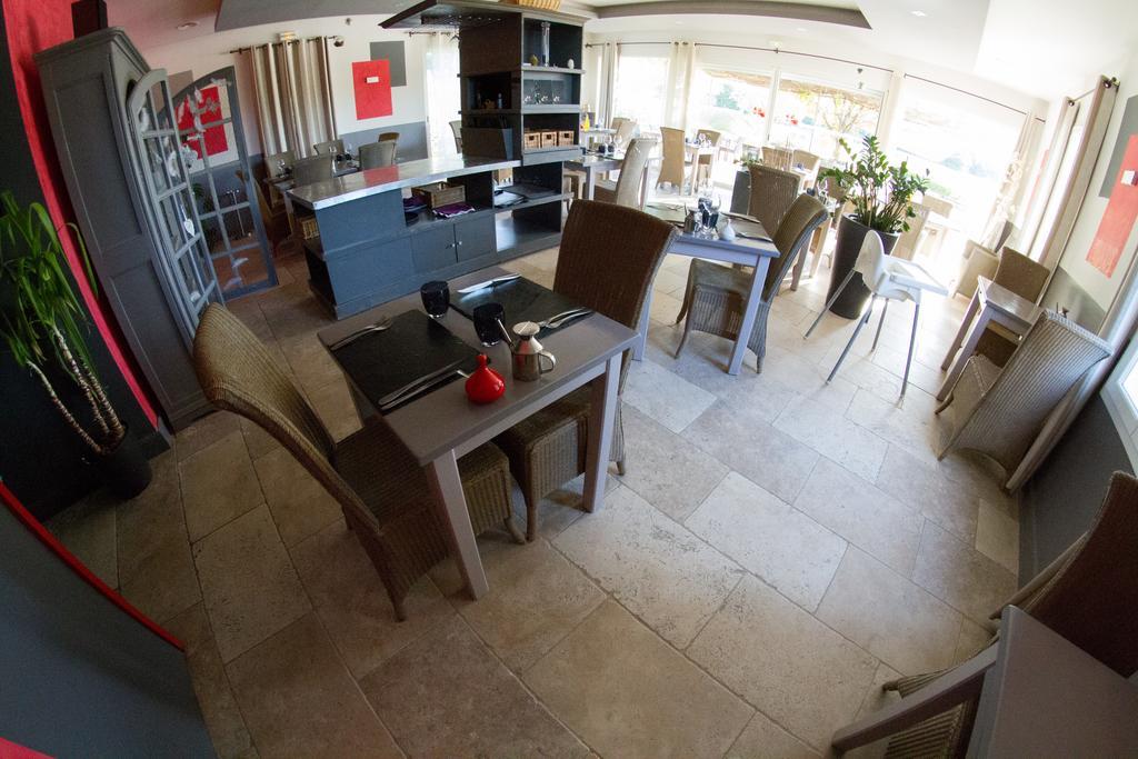 Les Residences De Metifiot Saint-Rémy-de-Provence Екстериор снимка