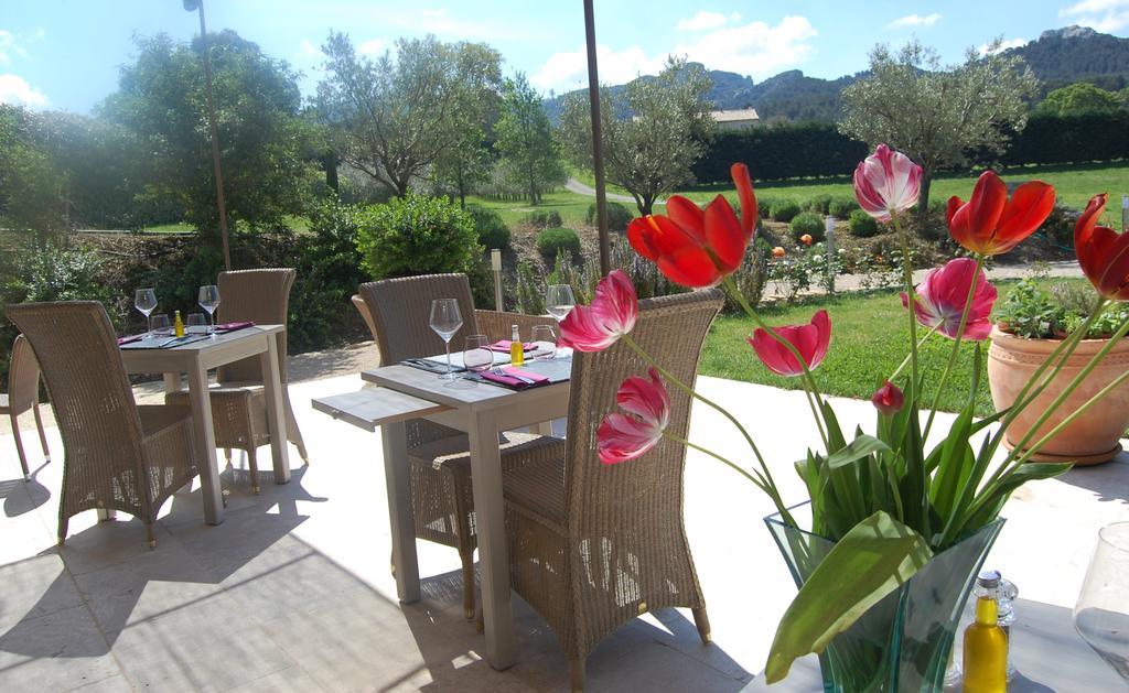 Les Residences De Metifiot Saint-Rémy-de-Provence Екстериор снимка